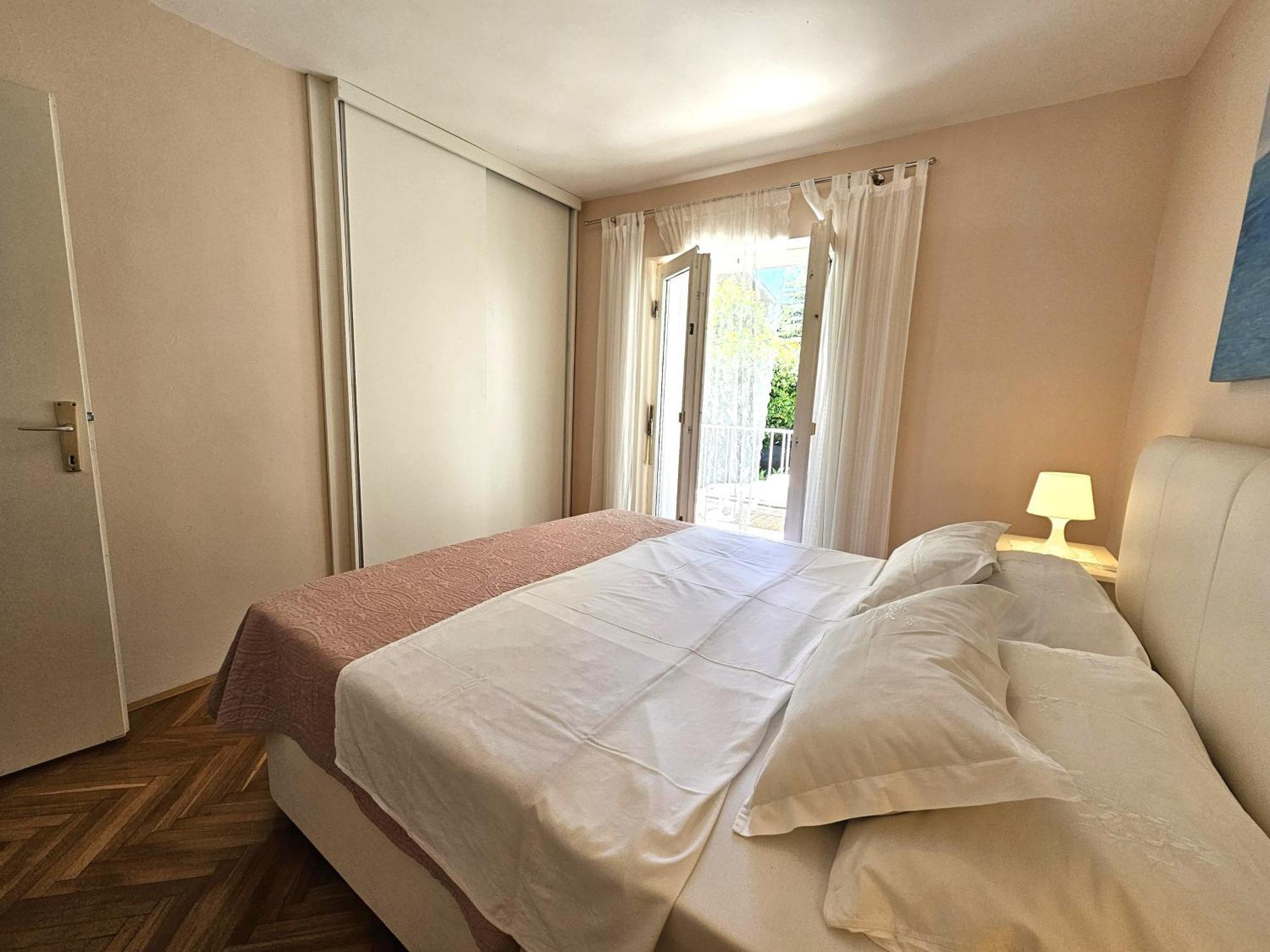 Apartment Mirko Malinska Buitenkant foto